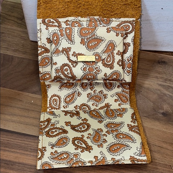 Vintage Tooled Leather Wallet Floral Embossed Bifold Western Boho Accessory - Picture 9 of 16